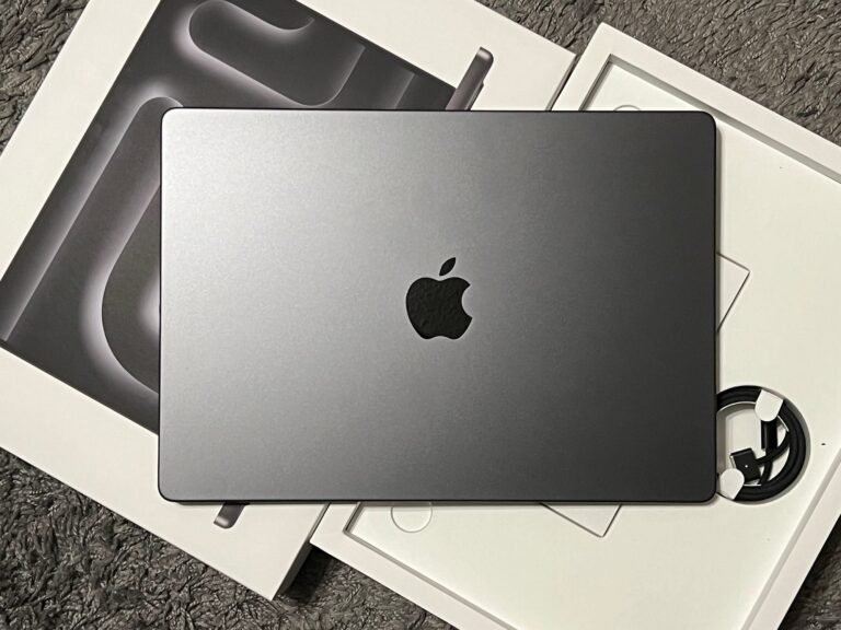 Apple 2023 MacBook Pro Laptop M3